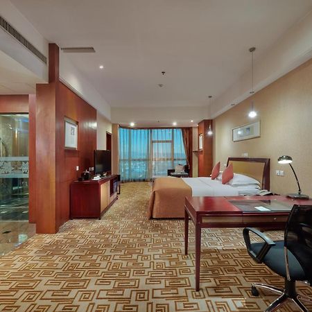Empark Grand Hotel Kunming Extérieur photo