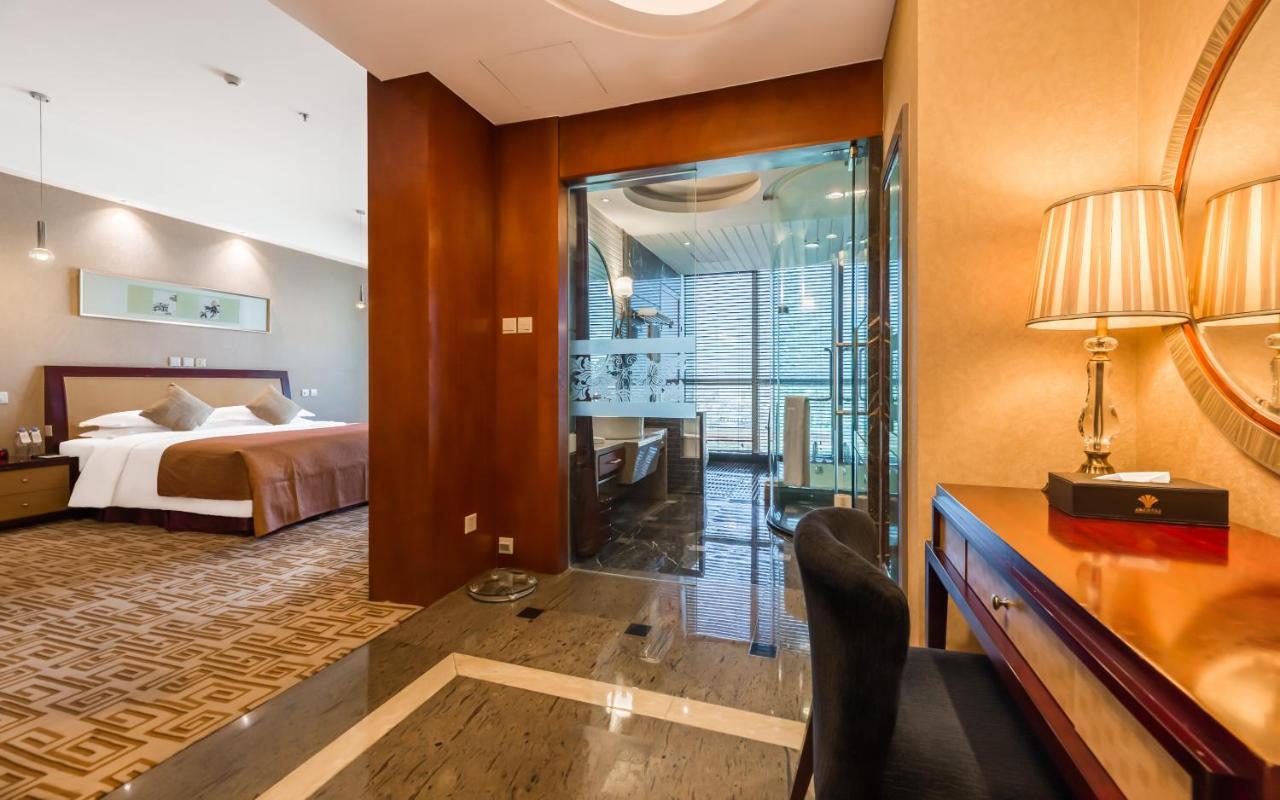 Empark Grand Hotel Kunming Extérieur photo