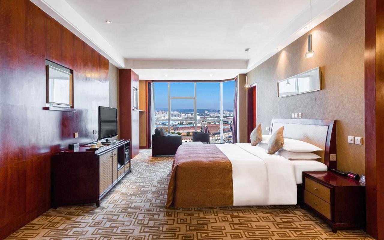 Empark Grand Hotel Kunming Extérieur photo