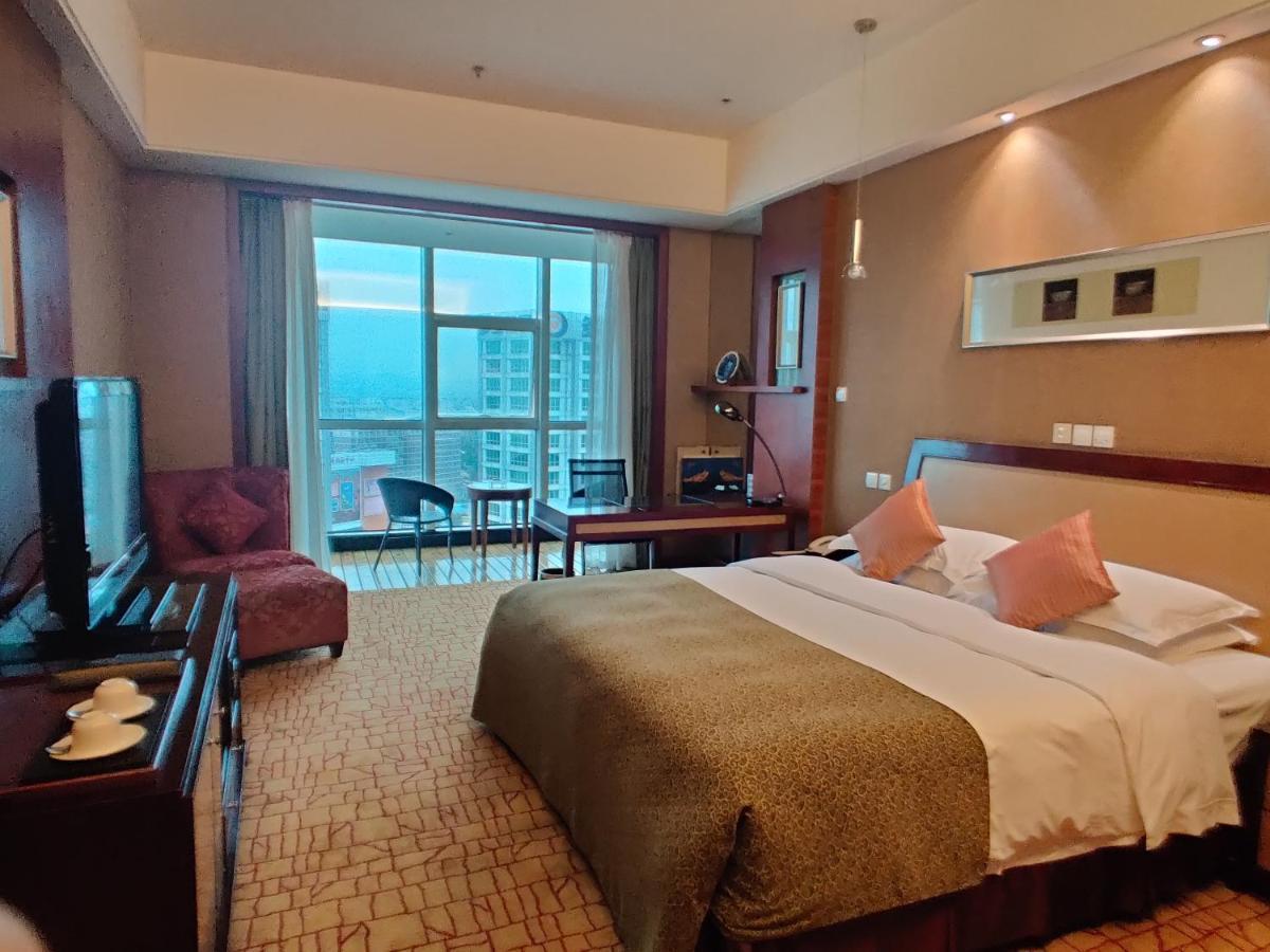 Empark Grand Hotel Kunming Extérieur photo