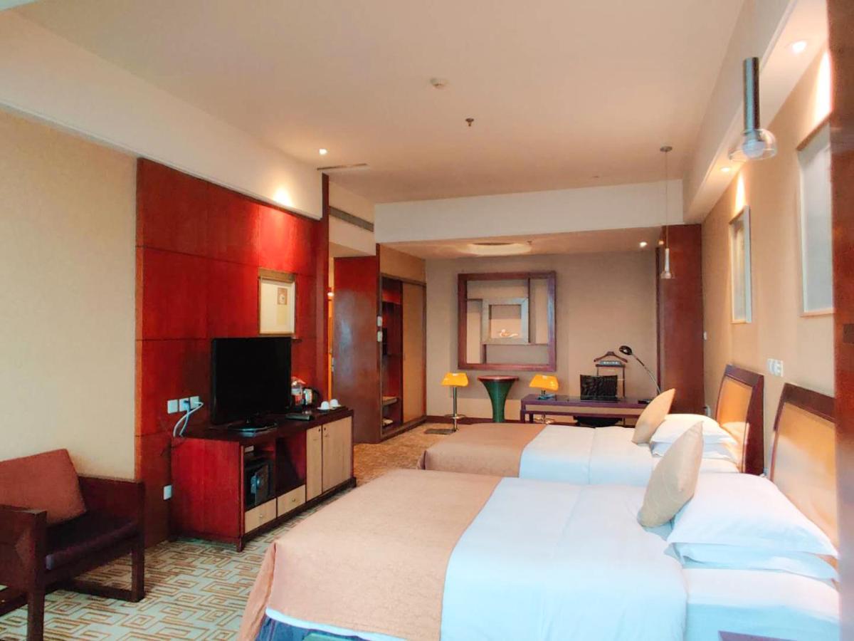 Empark Grand Hotel Kunming Extérieur photo