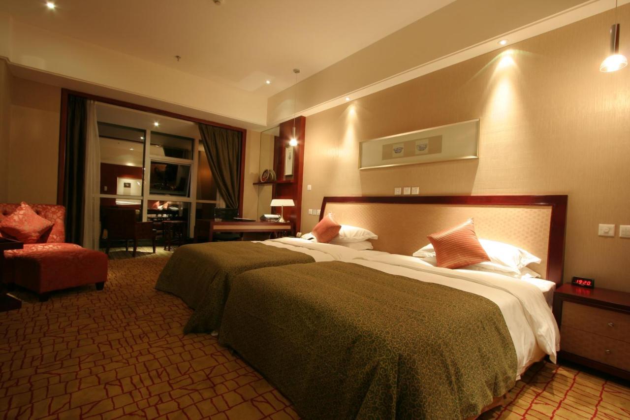 Empark Grand Hotel Kunming Extérieur photo